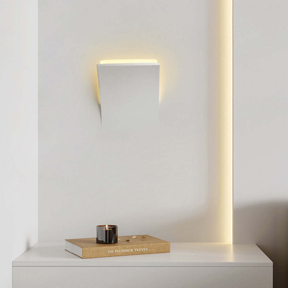 Aria Modern White Recessed LED Wall Lamp with Metal and Plaster Finish