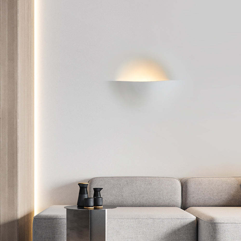 Aria Modern White Recessed LED Wall Lamp with Metal and Plaster Finish