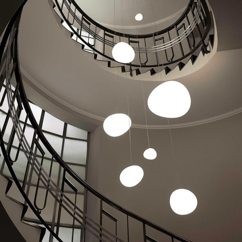 Elun Sleek Minimalist Floating Egg-shaped Glass Pendant Light