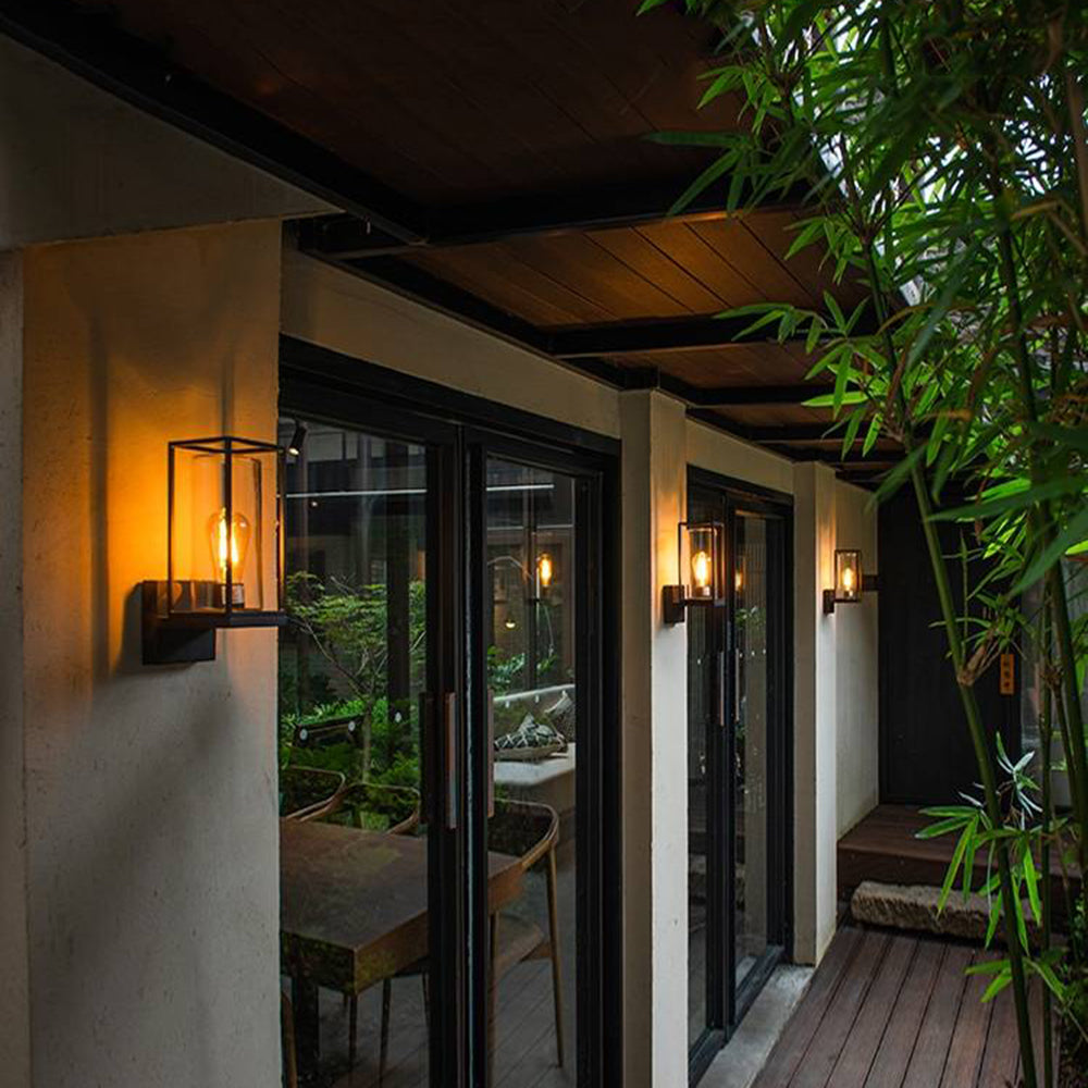 Ray Modern Rectangular Black Metal Outdoor Wall Lamp