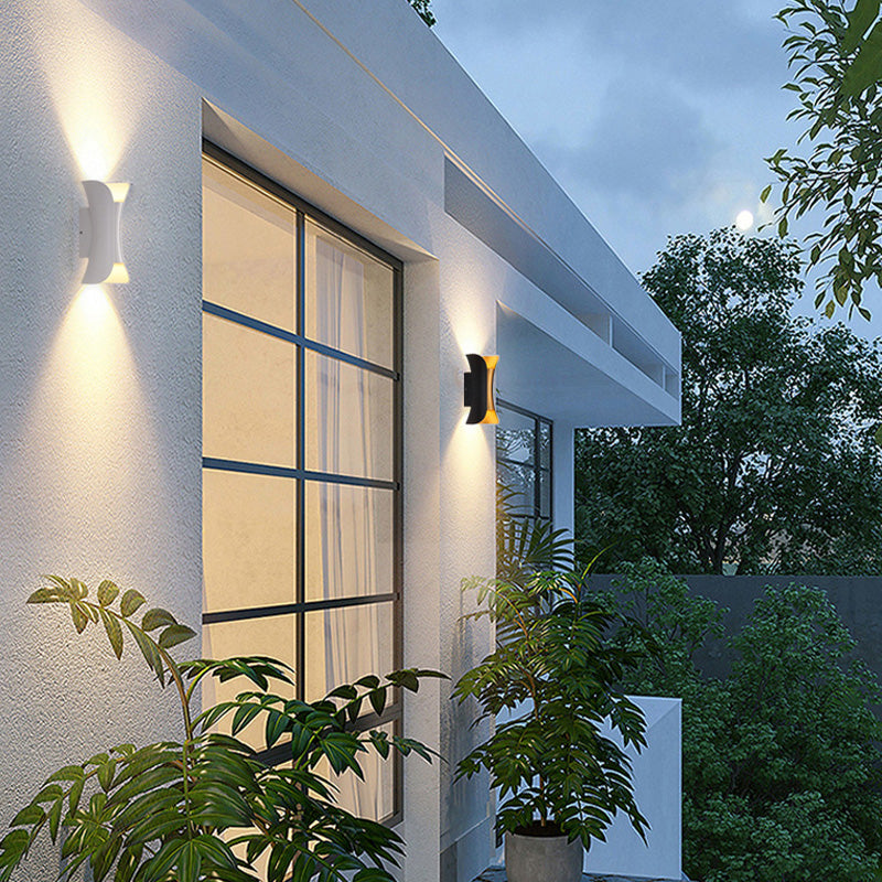Noxel Curved Outdoor LED Wall Light – Stylish Wall-Mounted Lamp