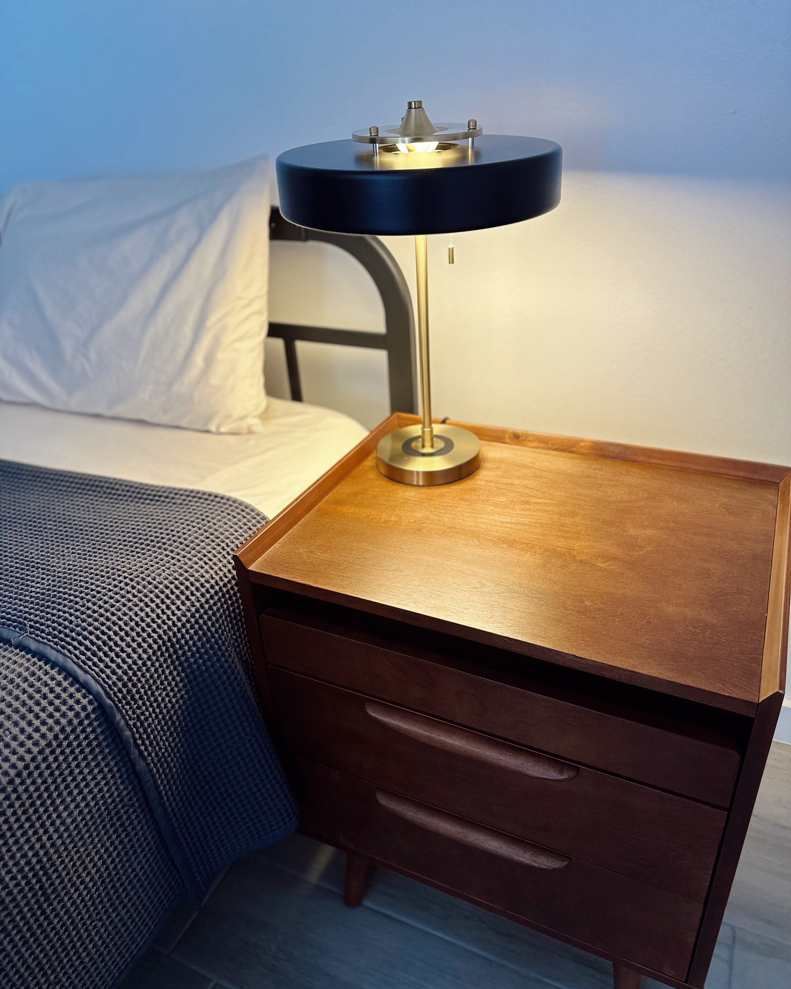 Mid-Century Round Table Lamp with Pull Chain Fabric Shade Warm LED Bedside Living Room — 3 Colors