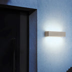 Fyra LED Outdoor Wall Light – Elegant Black & White Design