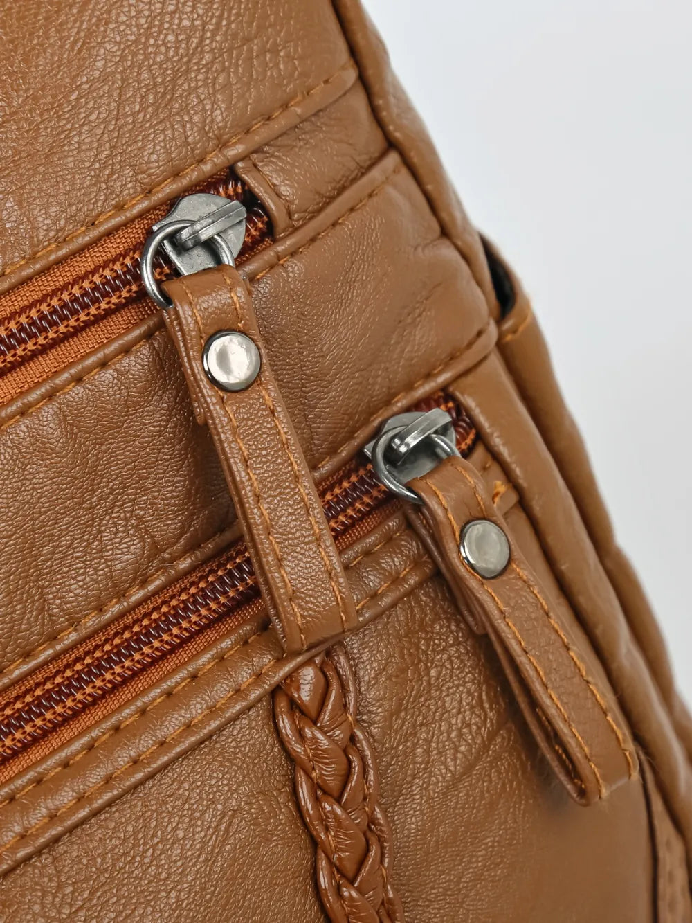 Sac à bandoulière en cuir synthétique tressé – Sac à main femme de taille moyenne avec plusieurs fermetures éclair
