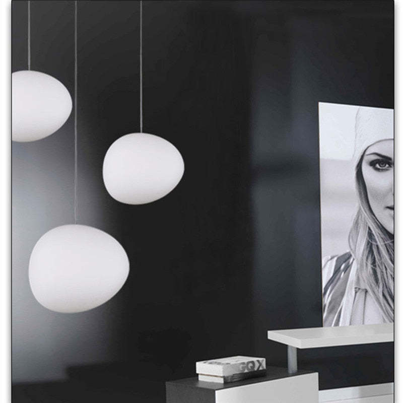 Elun Sleek Minimalist Floating Egg-shaped Glass Pendant Light