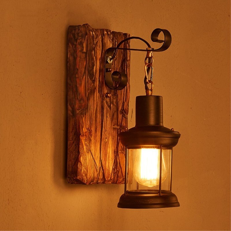 Austin Vintage Lantern Wall Lamp – Classic Industrial Metal Design