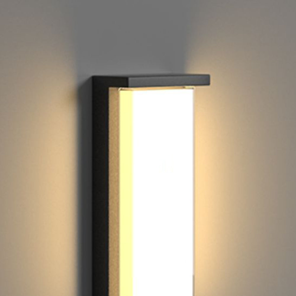 Ray Modern Minimalist Black Rectangular Metal Outdoor Wall Lamp