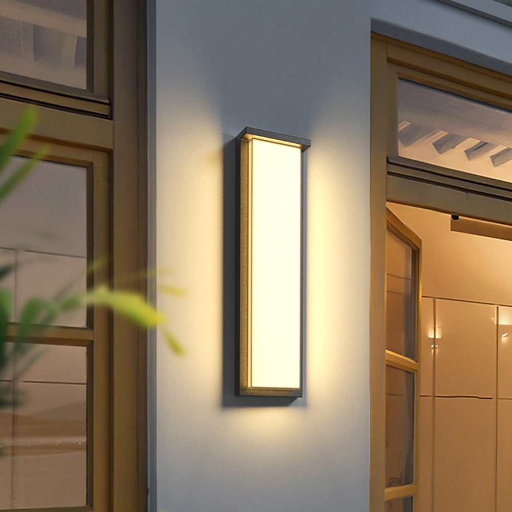 Ray Modern Minimalist Black Rectangular Metal Outdoor Wall Lamp