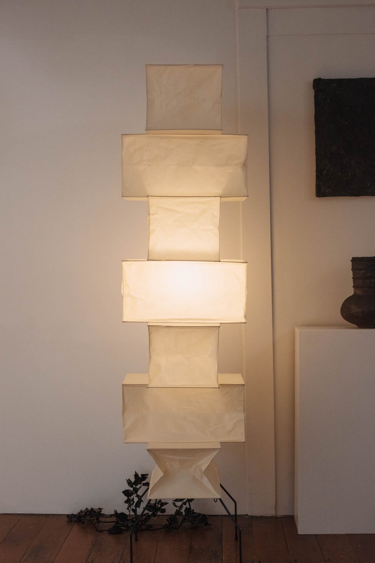 Decolune Sora Stacked Rice Paper Floor Lamp Black & White