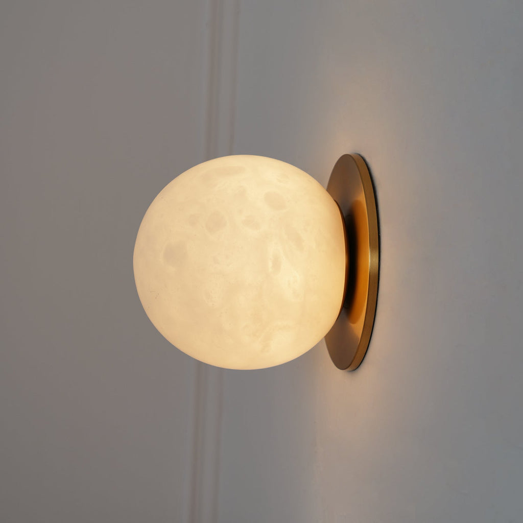 Lynq Alabaster Mini Orb Wall Lamp – Elegant Ambient Accent Lighting