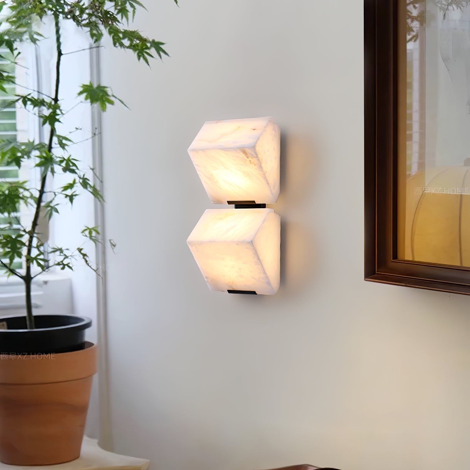 Alabaster Staircase Wall Lamp Natural Stone LED Warm White Vertical Stairwell Living Room — 3 Sizes