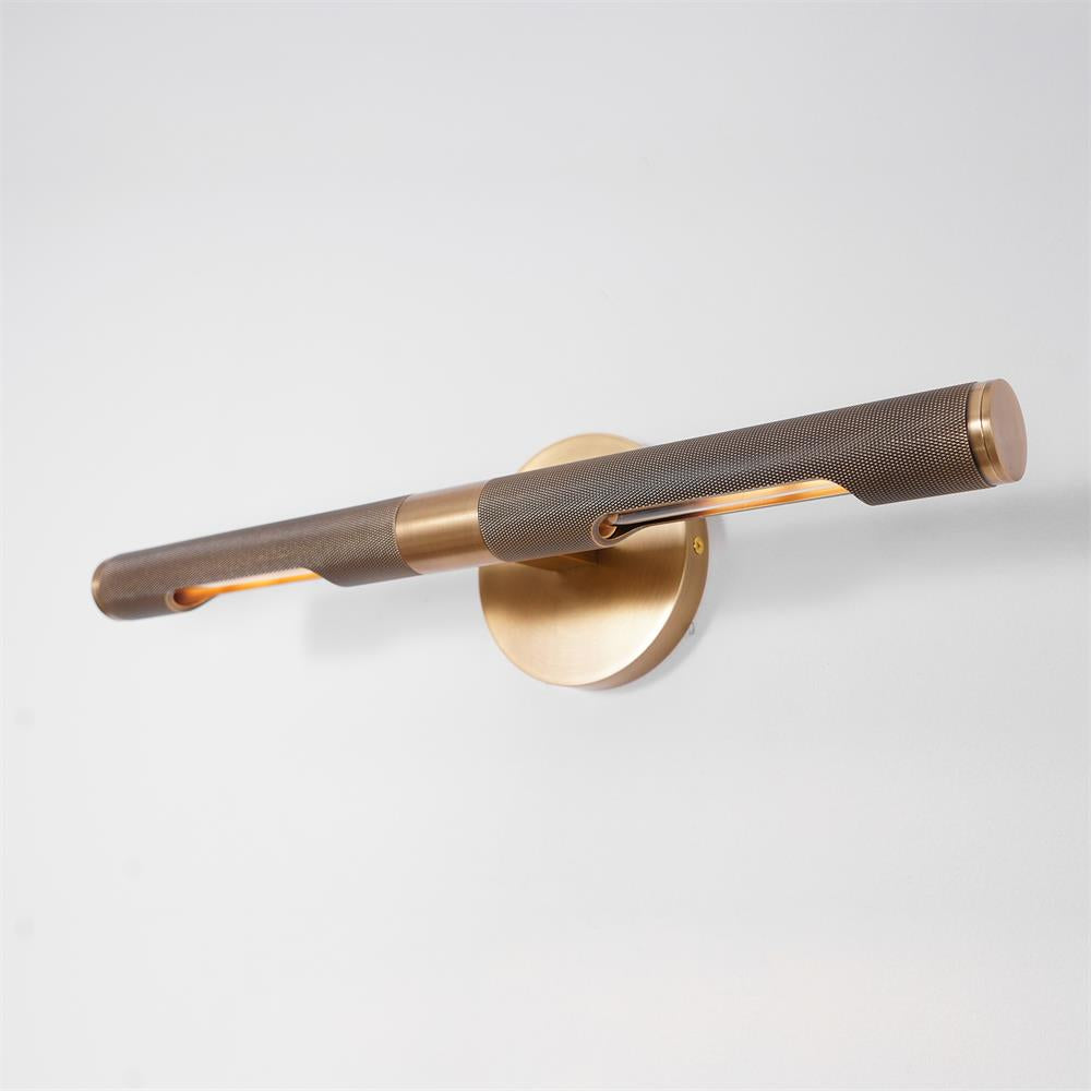 Solvain Modern Brass LED Wall Sconce – Elegant Contemporary Lighting