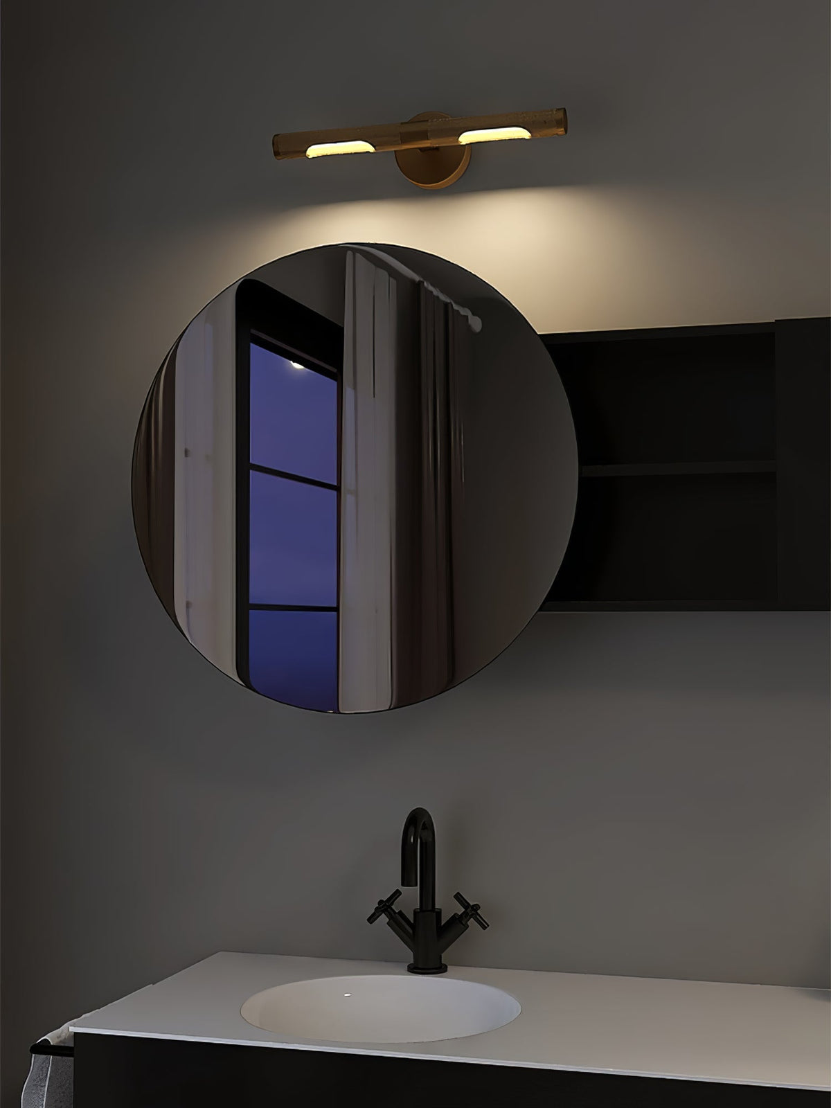 Solvain Modern Brass LED Wall Sconce – Elegant Contemporary Lighting