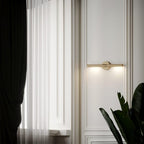Solvain Modern Brass LED Wall Sconce – Elegant Contemporary Lighting