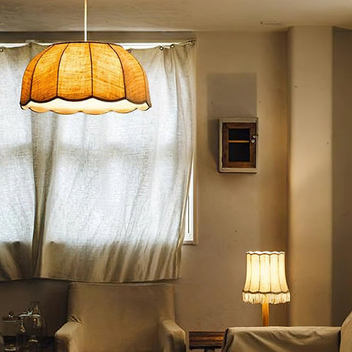 Sora Banana Leaf Pendant Light