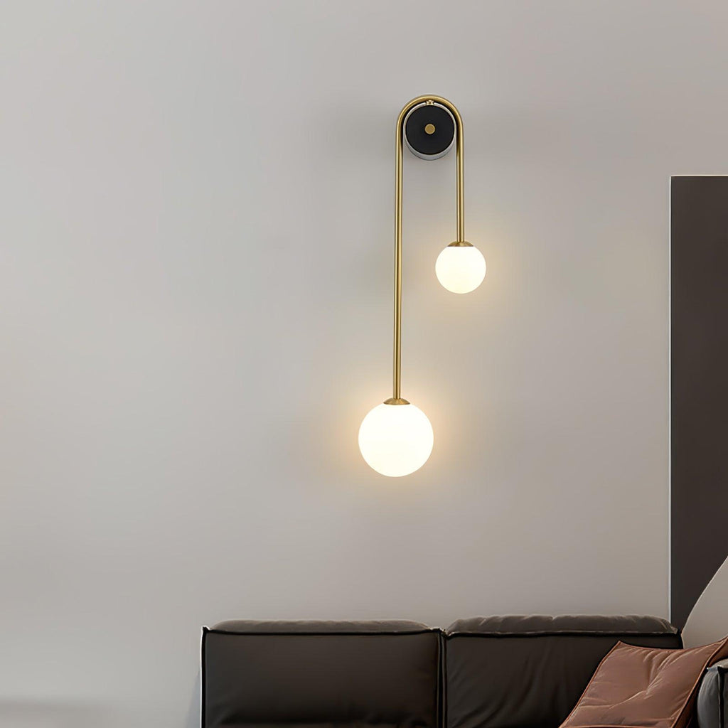 Elaro Elegant Brass Arc Wall Light – Modern Wall Sconce