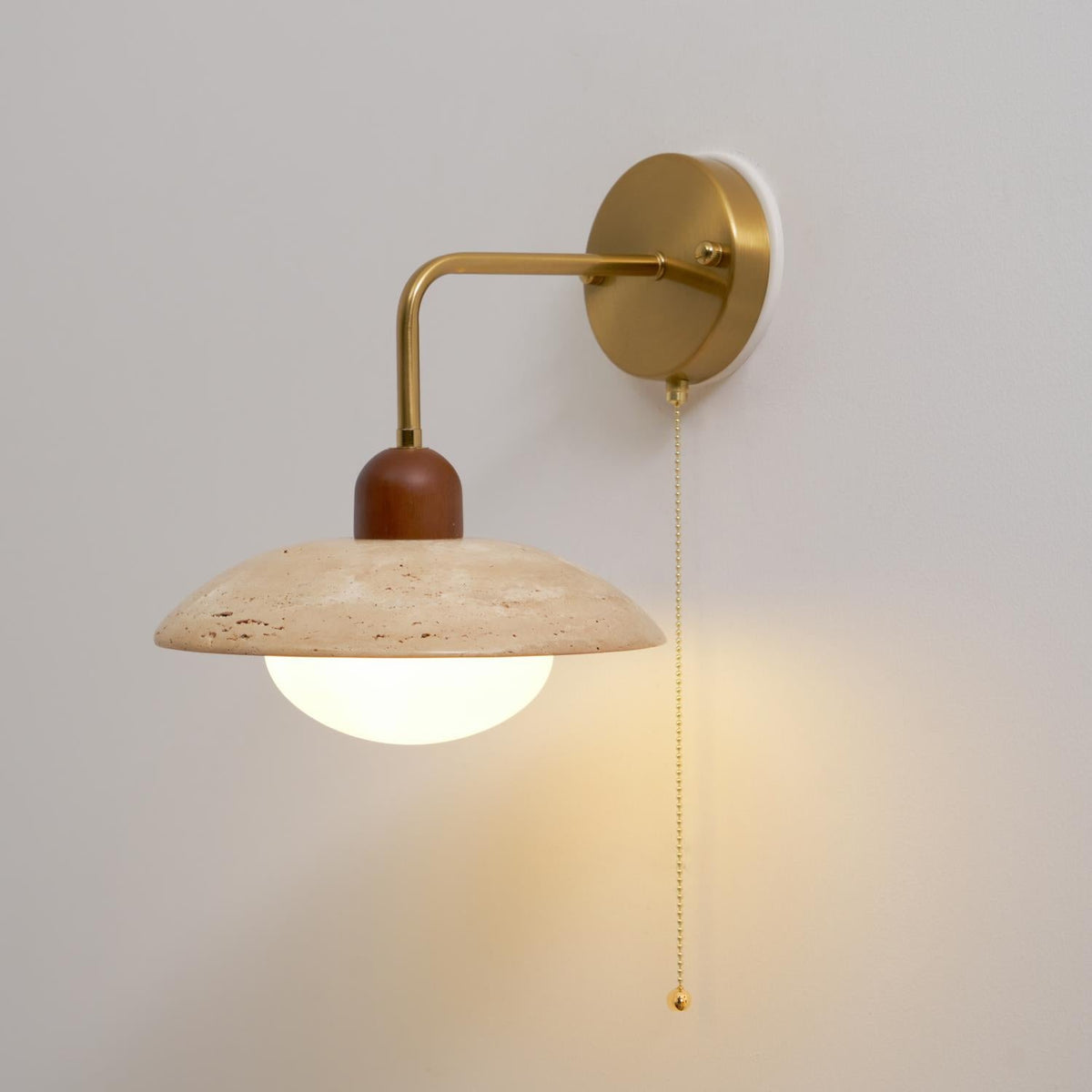 Cavone Travertine Wall Sconce – Elegant Natural Stone Accent Lighting