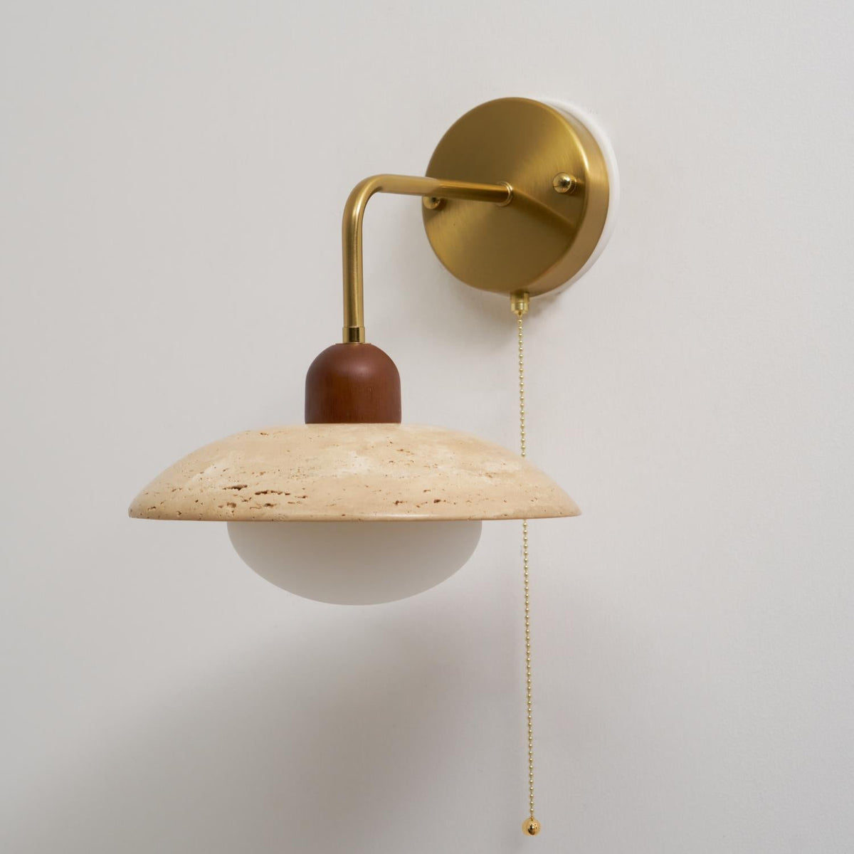 Cavone Travertine Wall Sconce – Elegant Natural Stone Accent Lighting