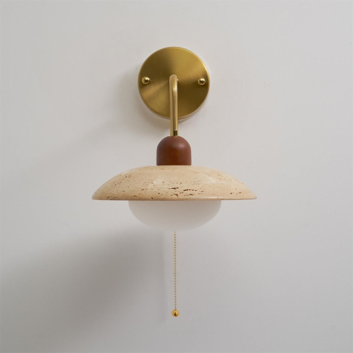 Cavone Travertine Wall Sconce – Elegant Natural Stone Accent Lighting