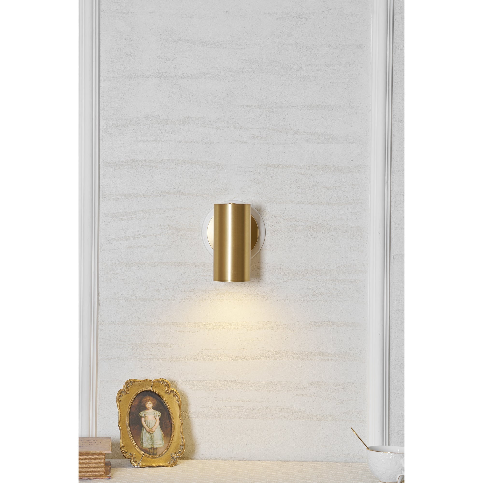 Champeaux Plaster Wall Sconce Handcrafted LED Warm White Bedroom Living Room Hallway — 2 Sizes