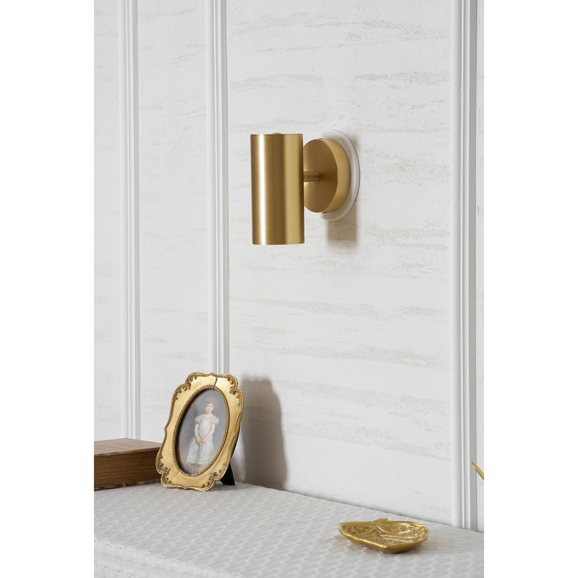 Champeaux Plaster Wall Sconce Handcrafted LED Warm White Bedroom Living Room Hallway — 2 Sizes