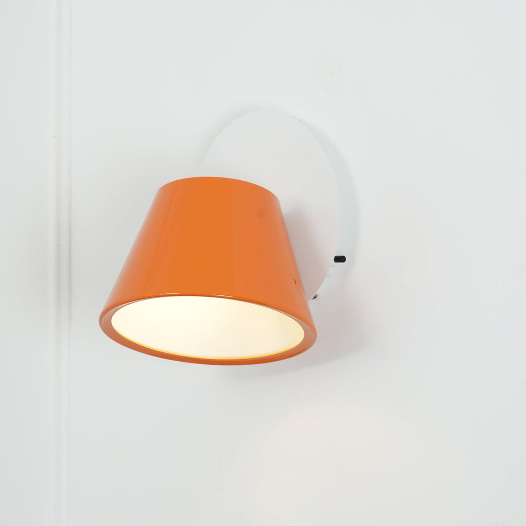 Fivra Modern Dual-Shade Wall Lamp