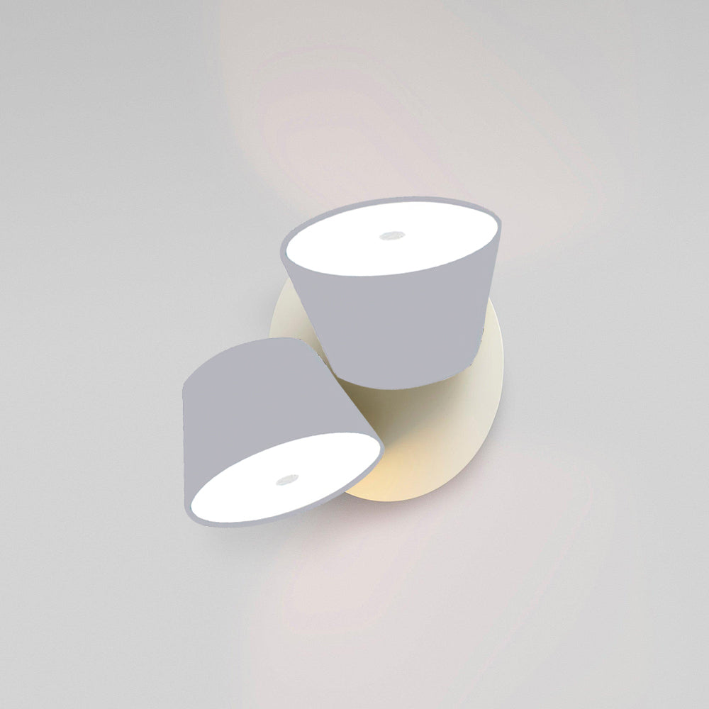 Fivra Modern Dual-Shade Wall Lamp