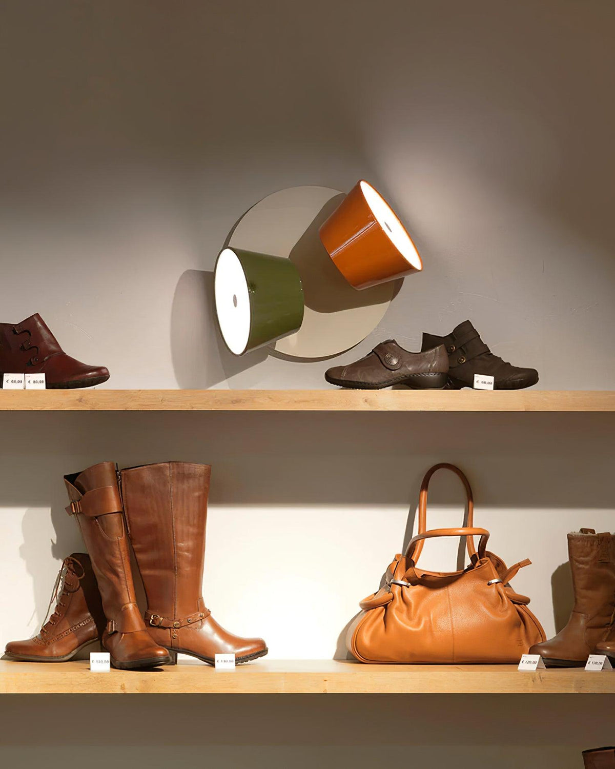 Fivra Modern Dual-Shade Wall Lamp