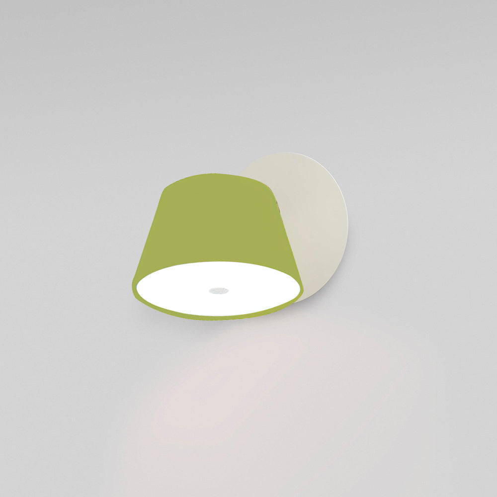 Fivra Modern Dual-Shade Wall Lamp
