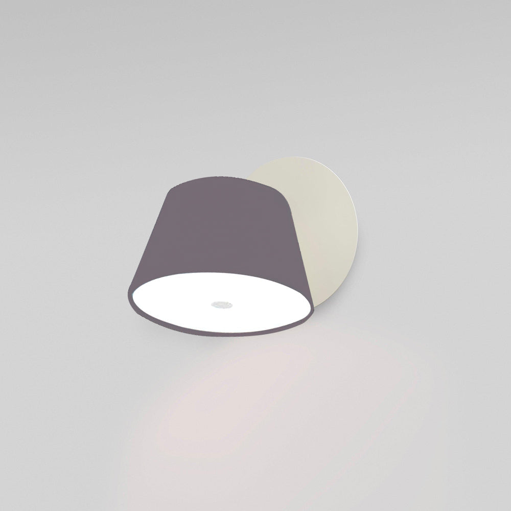 Fivra Modern Dual-Shade Wall Lamp
