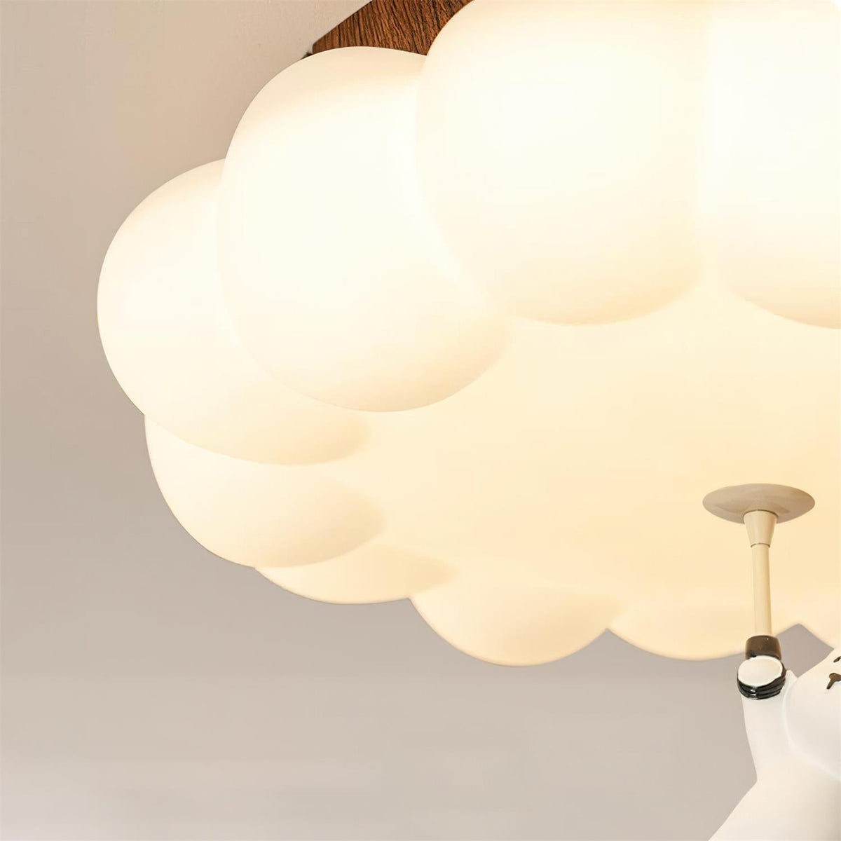 Quen Cute Cake Bear Ceiling Light