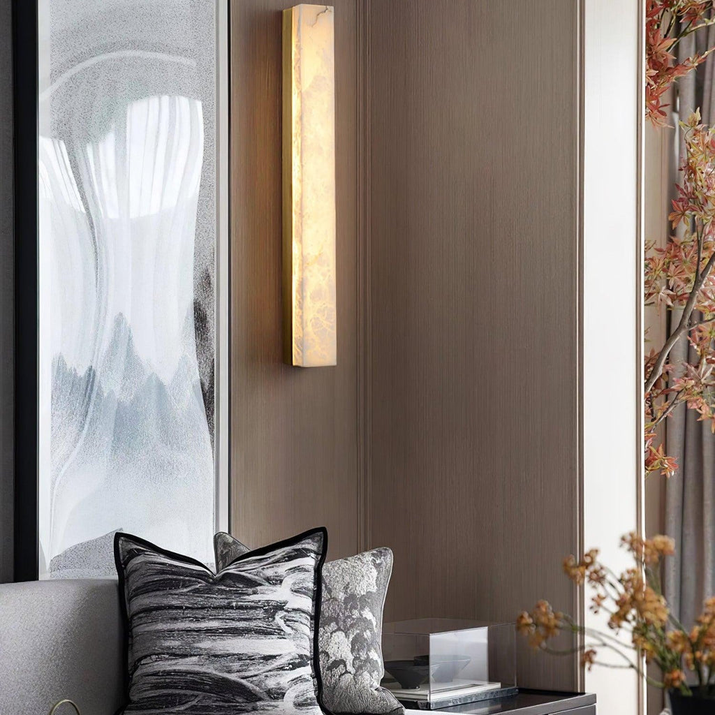 Isen Linear Wall Lamp – Elegant Brass & Alabaster Lighting