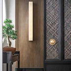 Isen Linear Wall Lamp – Elegant Brass & Alabaster Lighting