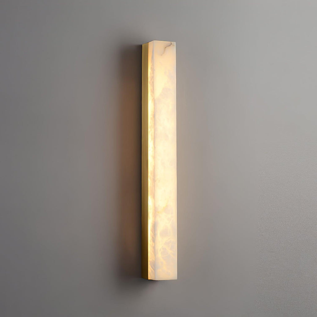 Isen Linear Wall Lamp – Elegant Brass & Alabaster Lighting