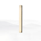Isen Linear Wall Lamp – Elegant Brass & Alabaster Lighting