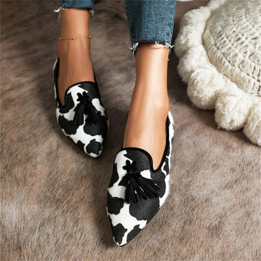 Orthopedic-Inspired Soft Suede Leopard Pointed Loafers