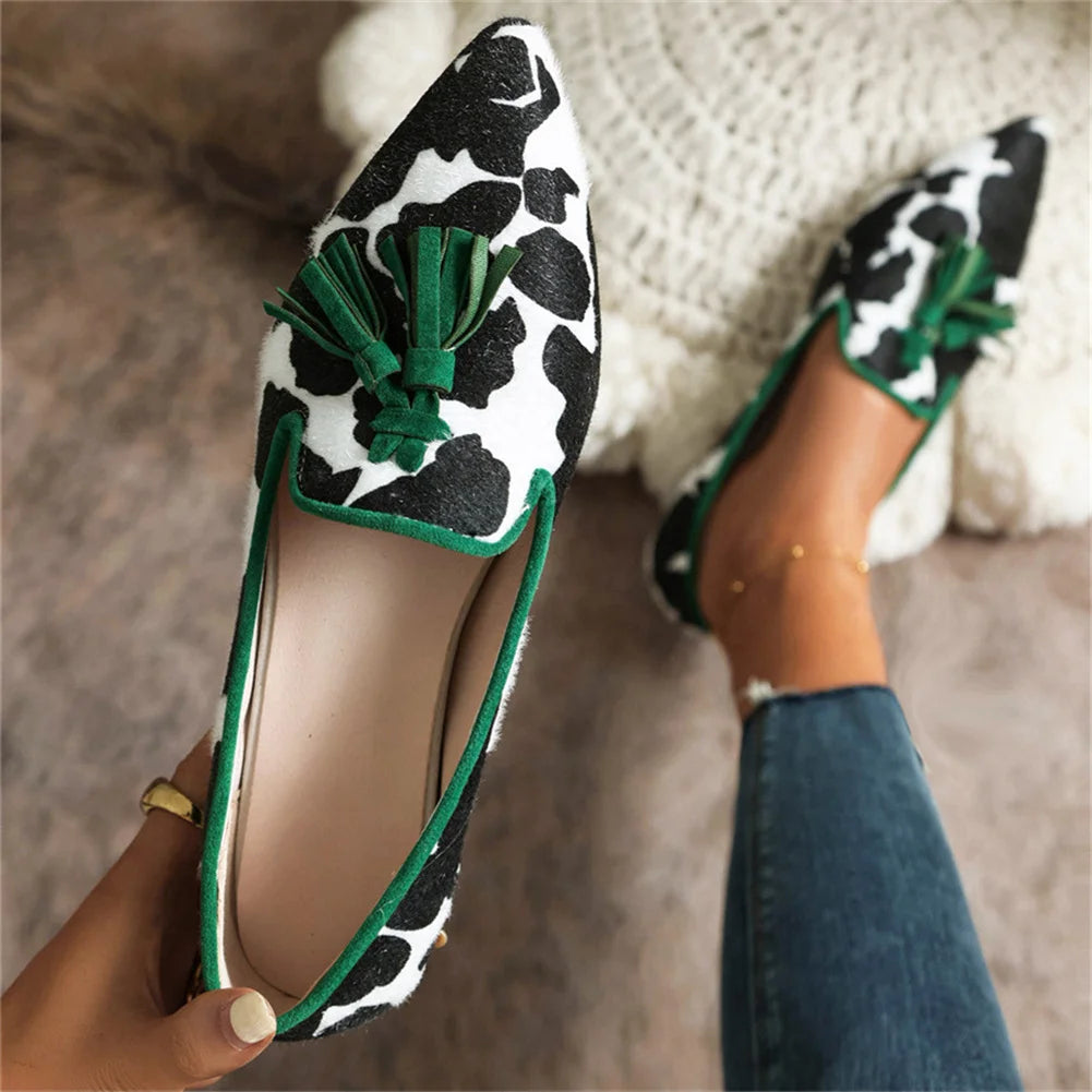 Orthopedic-Inspired Soft Suede Leopard Pointed Loafers