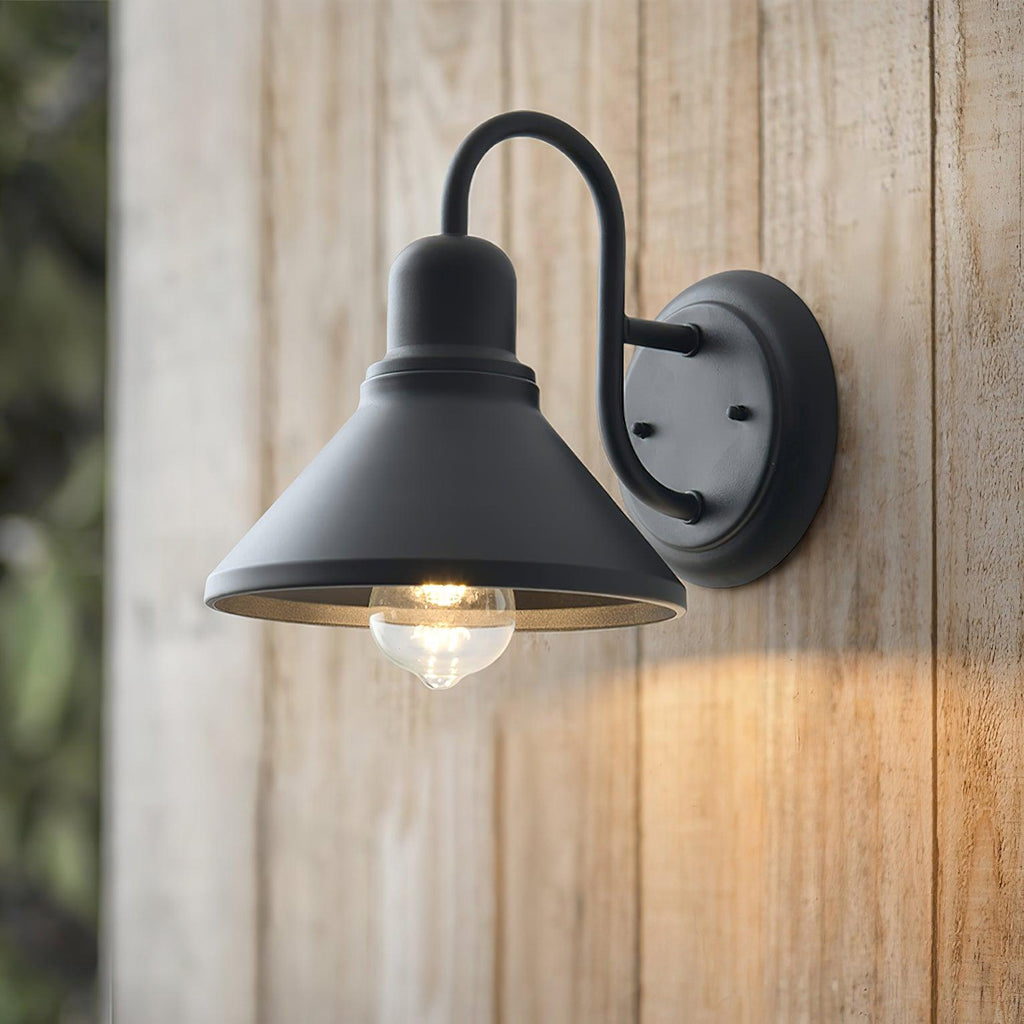 Ray Vintage Cone-Shaped Outdoor Wall Lamp