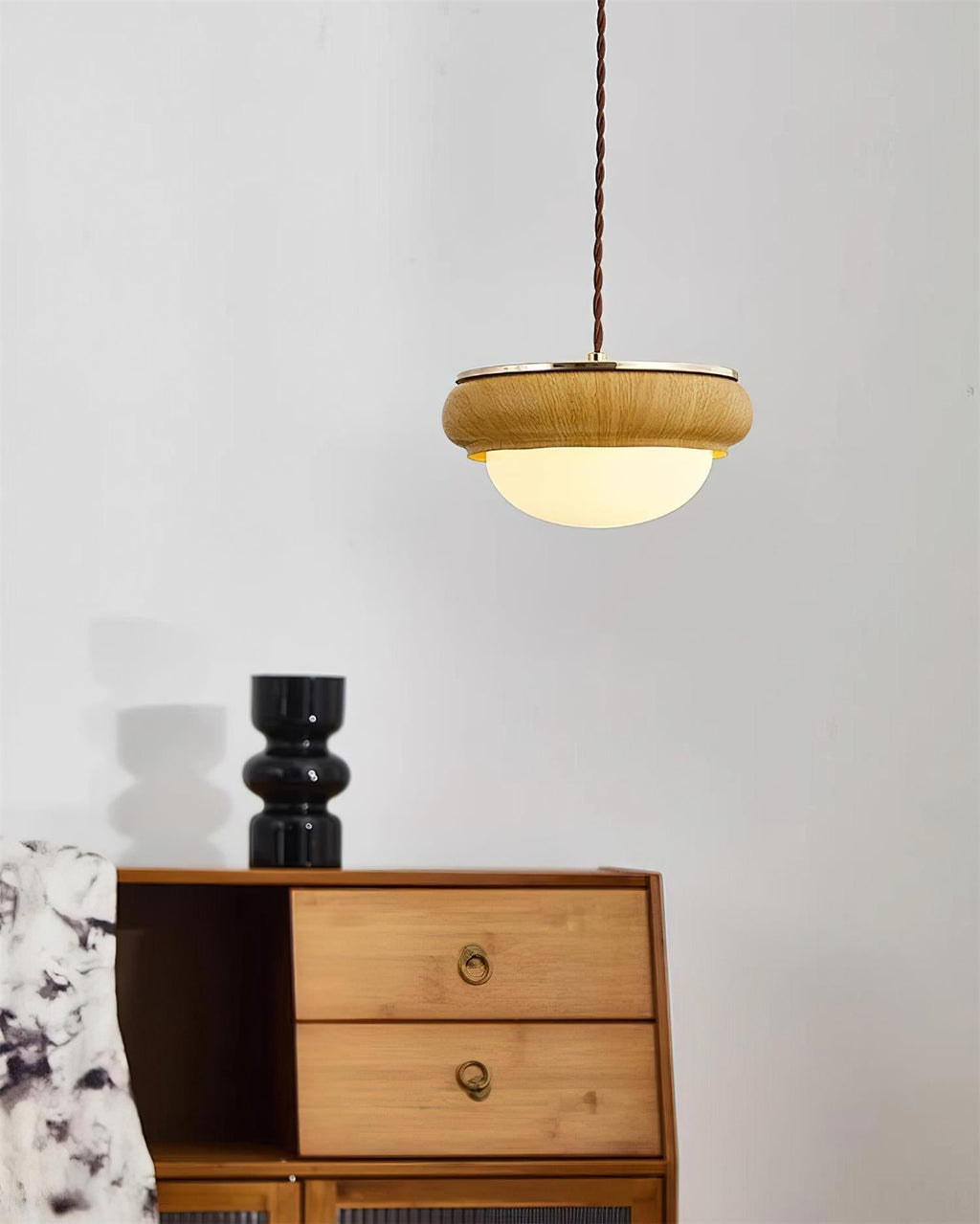 Quillon Wood Ring Pendant Lamp