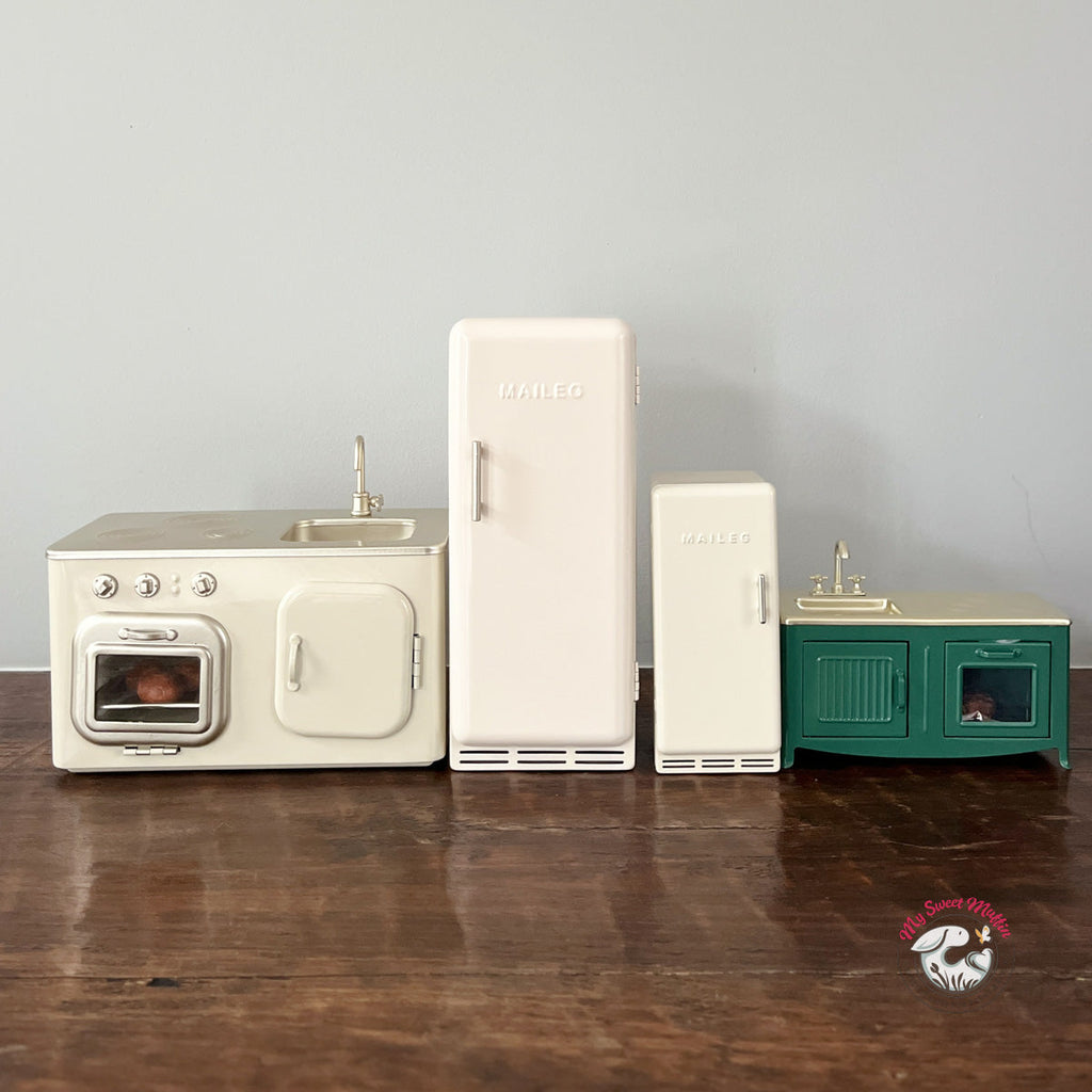 Maileg Miniature Doll House Metal Kitchen