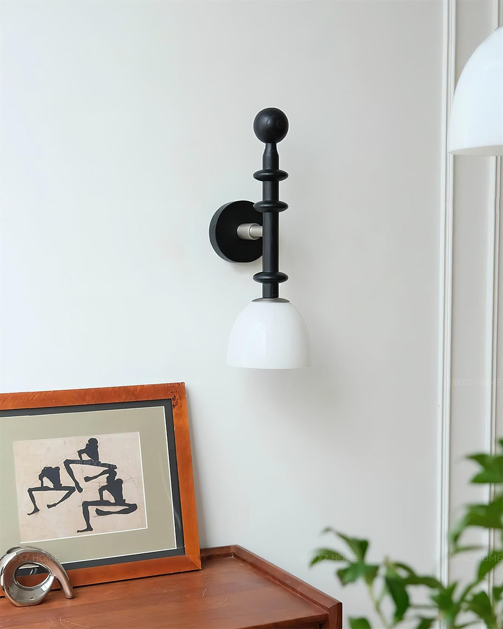 Pivelo Elegant Wooden Wall Lamp for a Warm, Modern Ambiance