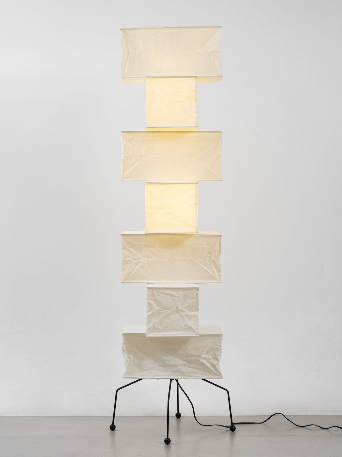 Decolune Sora Stacked Rice Paper Floor Lamp Black & White