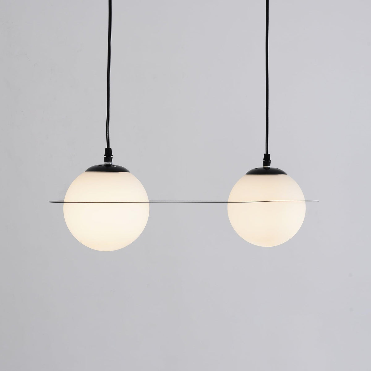 Selan Black Glass Pendant Lamp