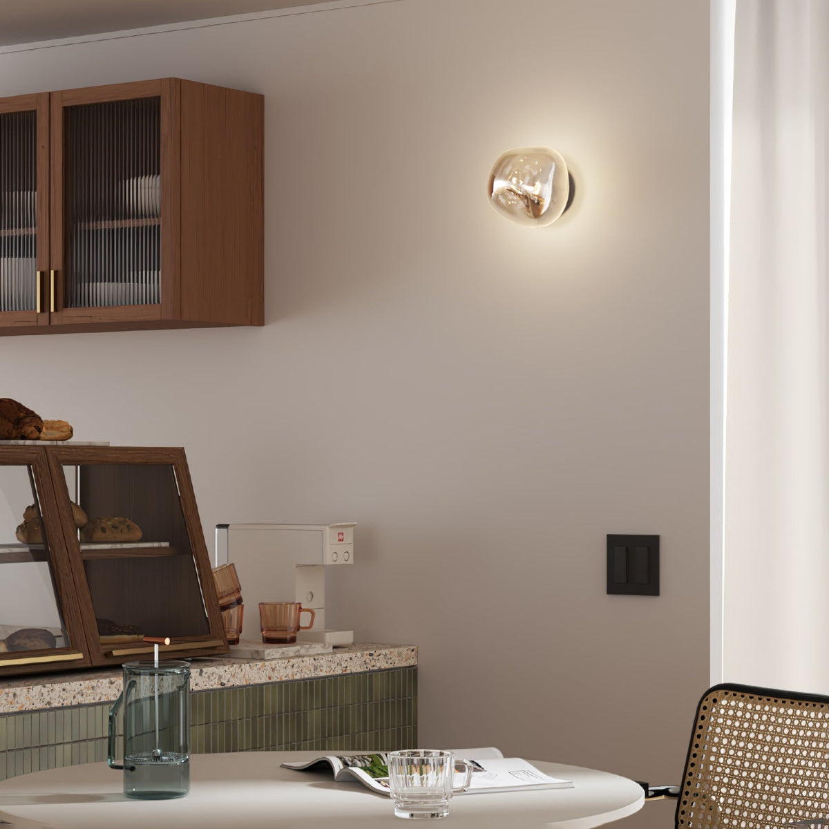Auden Amber Glass Wall Lamp – Elegant Warm Glow Lighting for Stylish Interiors