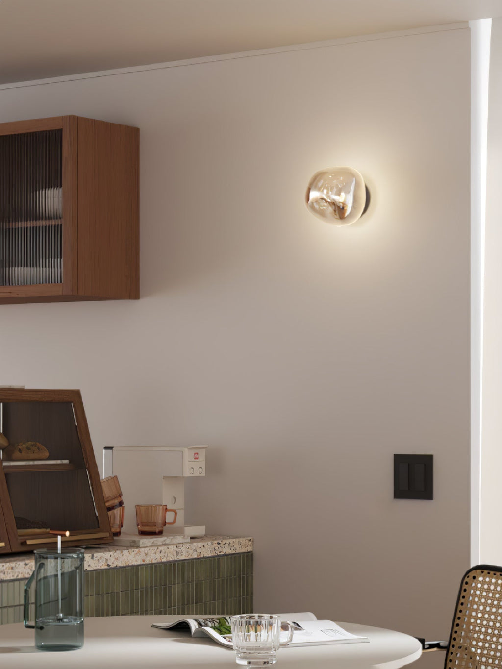 Auden Amber Glass Wall Lamp – Elegant Warm Glow Lighting for Stylish Interiors