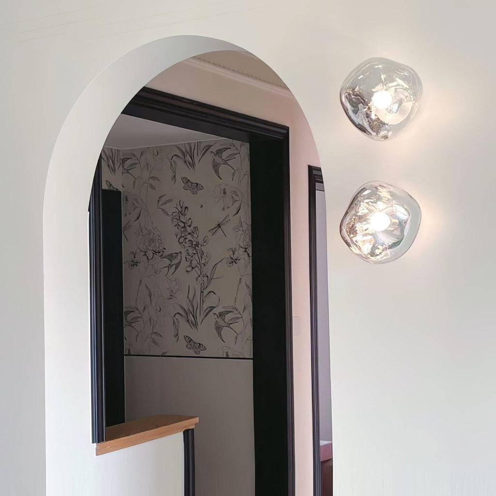 Auden Amber Glass Wall Lamp – Elegant Warm Glow Lighting for Stylish Interiors
