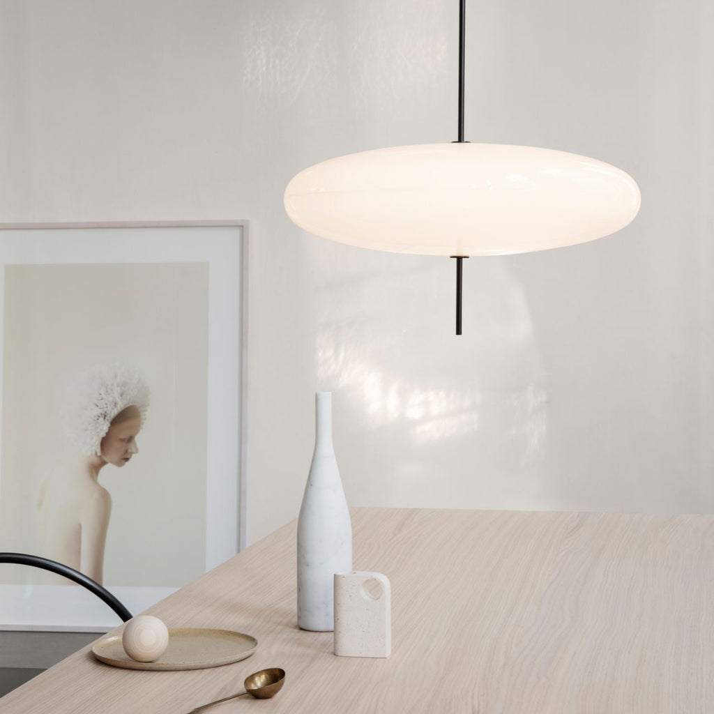 Quor Nordic Modern Oval Single Pendant Light