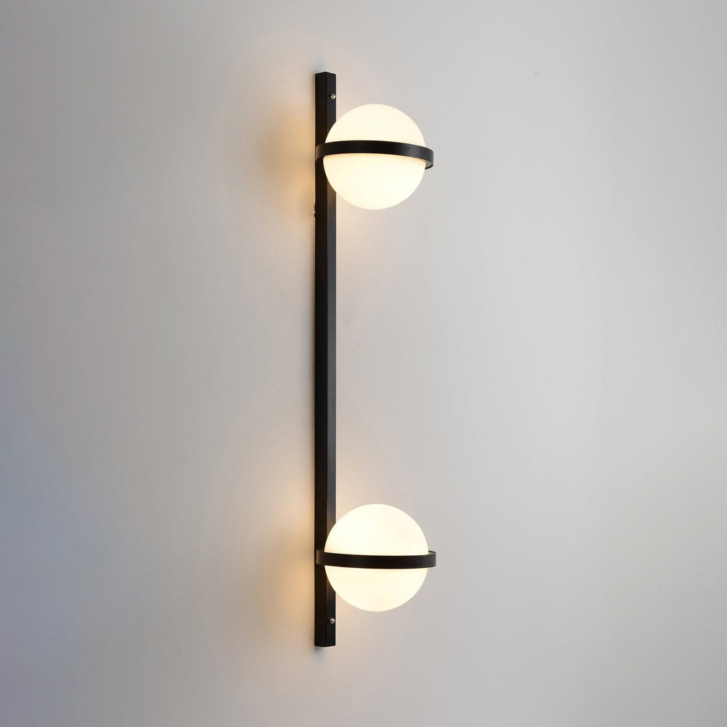 Ray Indoor & Outdoor Wall Light – Stylish Weather-Resistant Lighting for Any Space