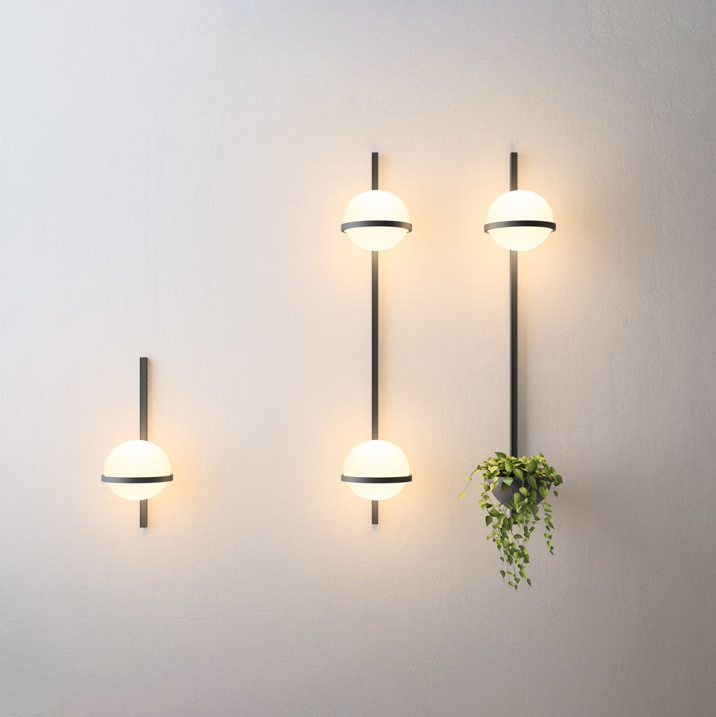 Ray Indoor & Outdoor Wall Light – Stylish Weather-Resistant Lighting for Any Space