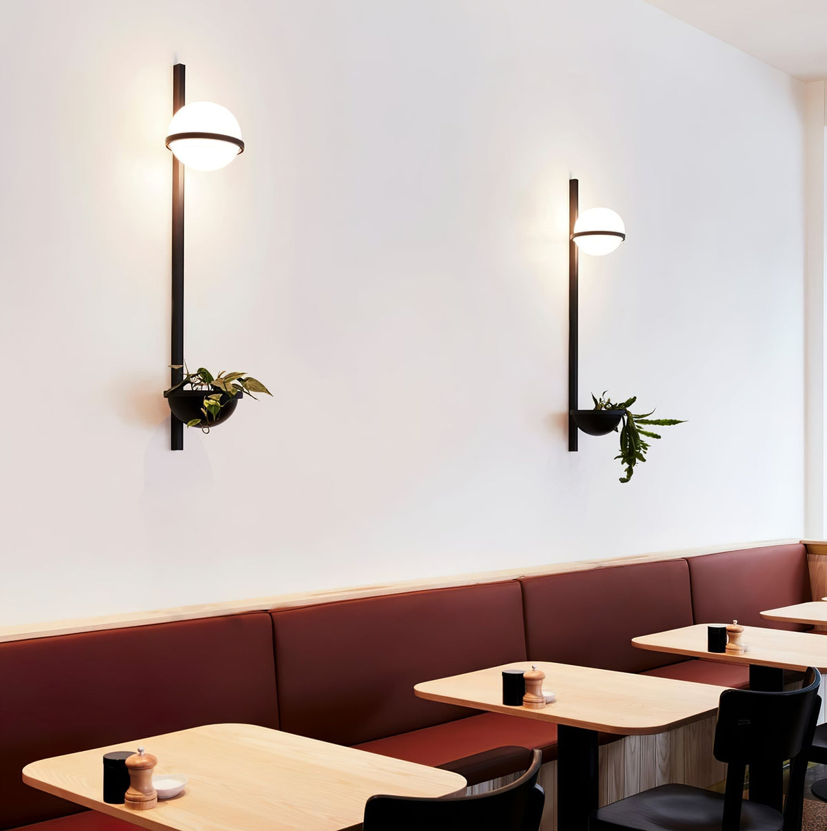 Ray Indoor & Outdoor Wall Light – Stylish Weather-Resistant Lighting for Any Space